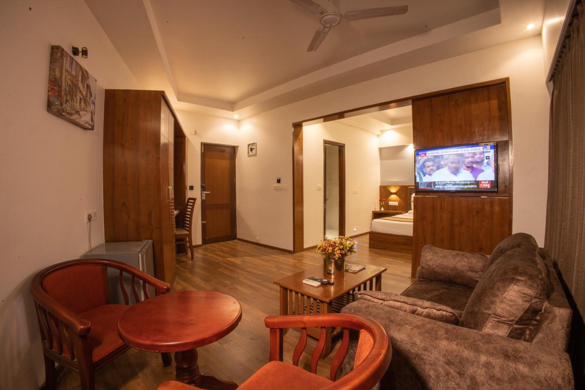 Metro Plaza Hotel By Rak Rooms, Mangaluru Екстер'єр фото