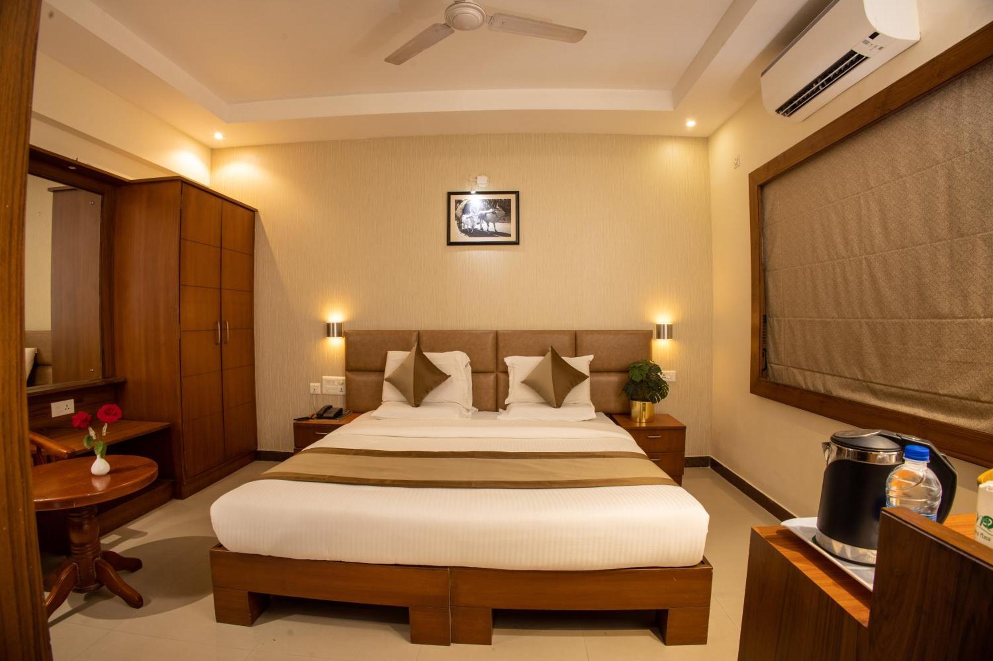 Metro Plaza Hotel By Rak Rooms, Mangaluru Екстер'єр фото
