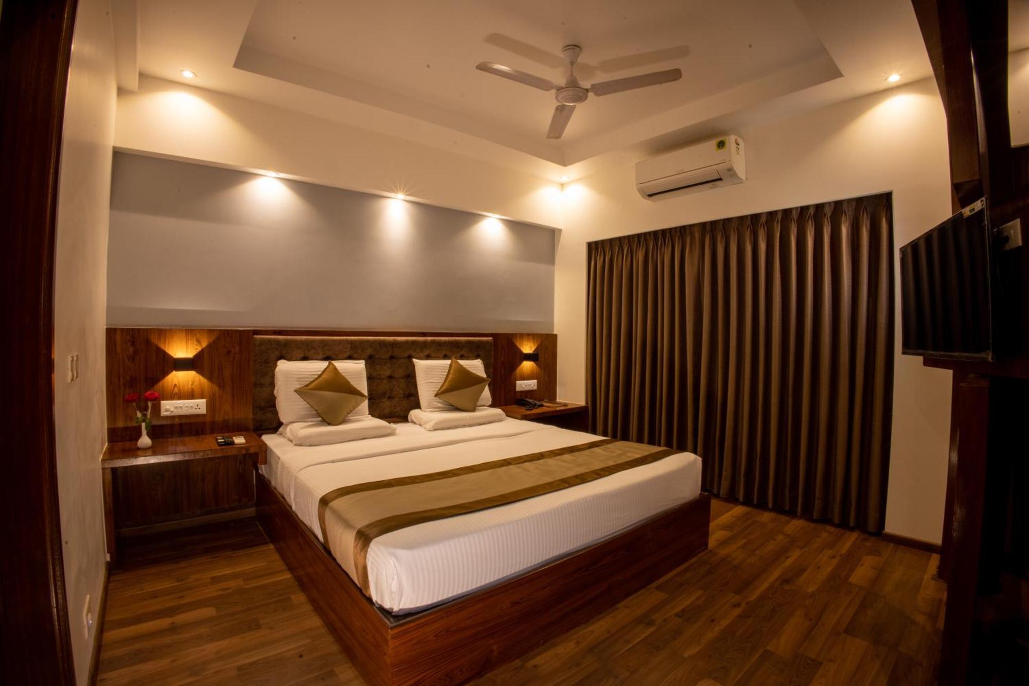 Metro Plaza Hotel By Rak Rooms, Mangaluru Екстер'єр фото