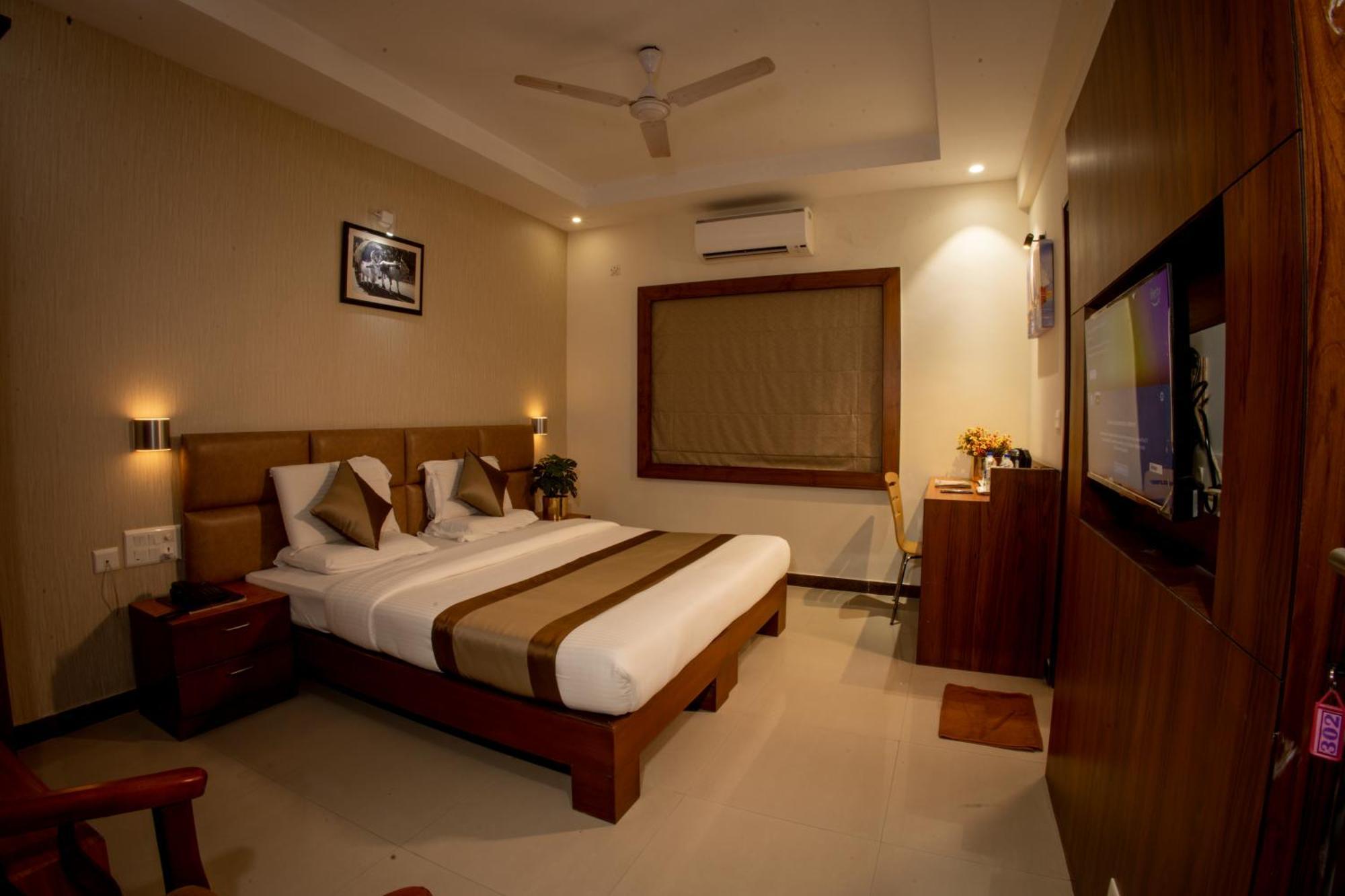 Metro Plaza Hotel By Rak Rooms, Mangaluru Екстер'єр фото