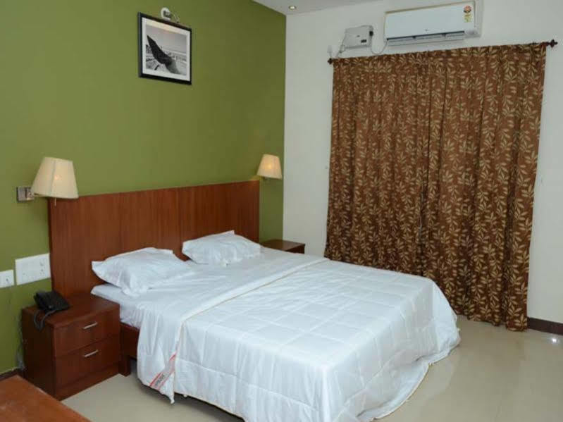 Metro Plaza Hotel By Rak Rooms, Mangaluru Екстер'єр фото